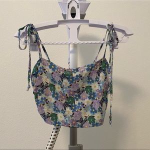 L.A Hearts Adjustable Butterfly and Floral Crop Top - small